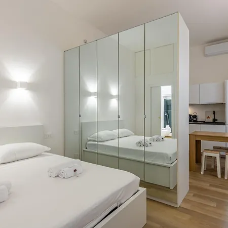 Apartment Navigli Loft, Steps To Darsena *